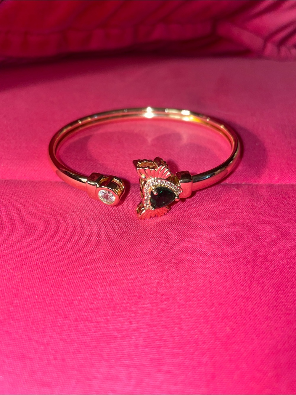 Gold Tone Open Heart Accent Bangle Bracelet - Green Stone